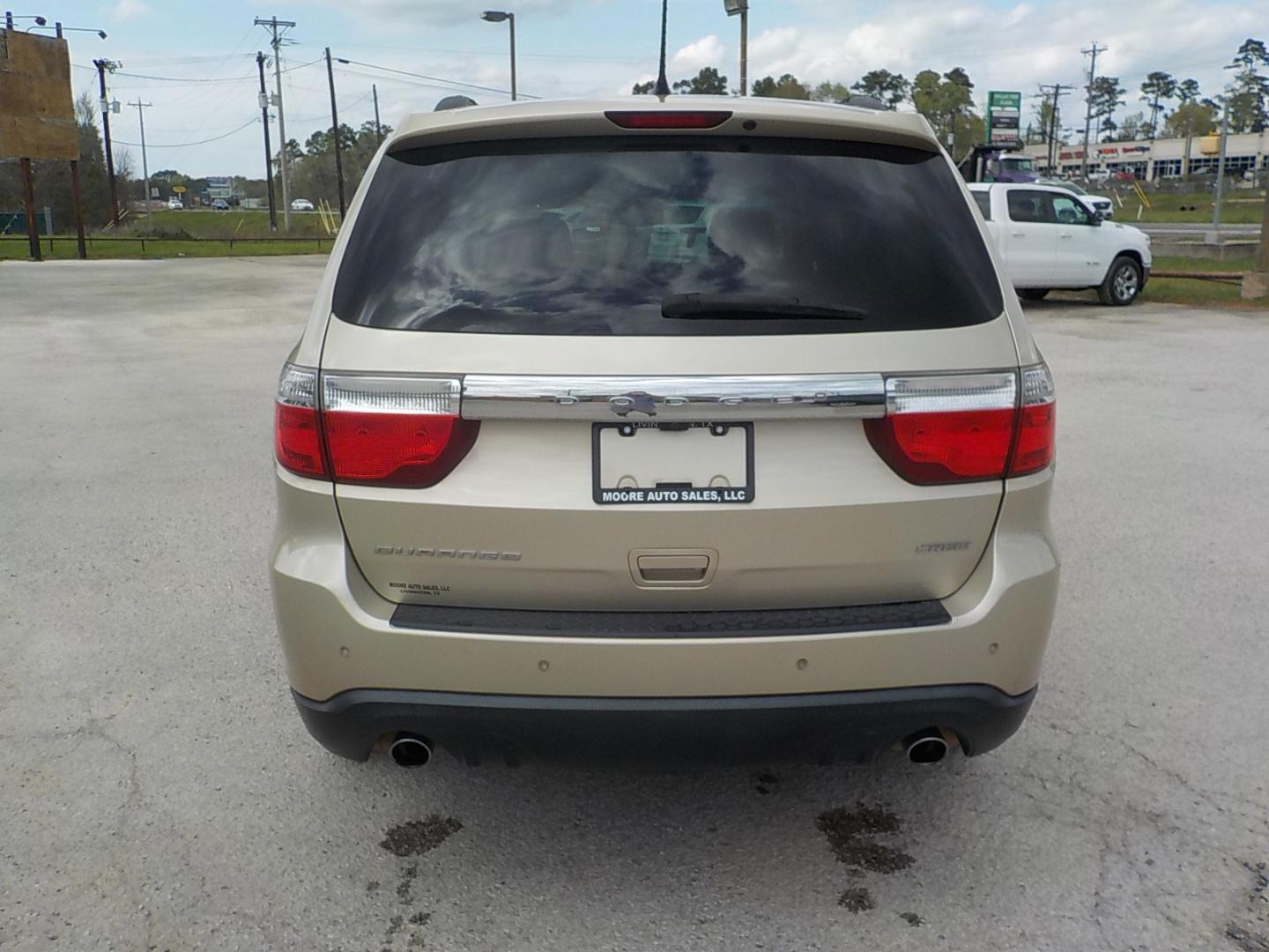 2011 Tan /Tan Dodge Durango (1D4SD4GT1BC) with an Hemi engine, Auto transmission, located at 1617 W Church Street, Livingston, TX, 77351, (936) 327-3600, 30.710995, -94.951157 - LOCAL ONE OWNER!! Can't get any nicer than this one!! Just come see for yourself! - Photo#7